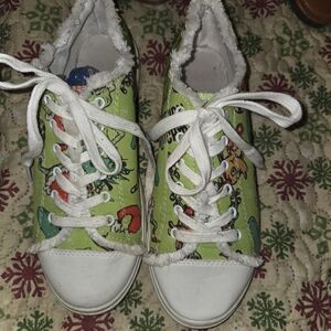 Playful Cartoon Print Green Sneakers Grinch Christmas